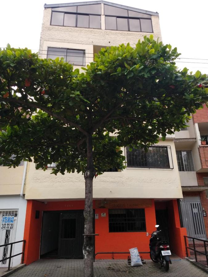 Habita Estudios Laureles 賓館